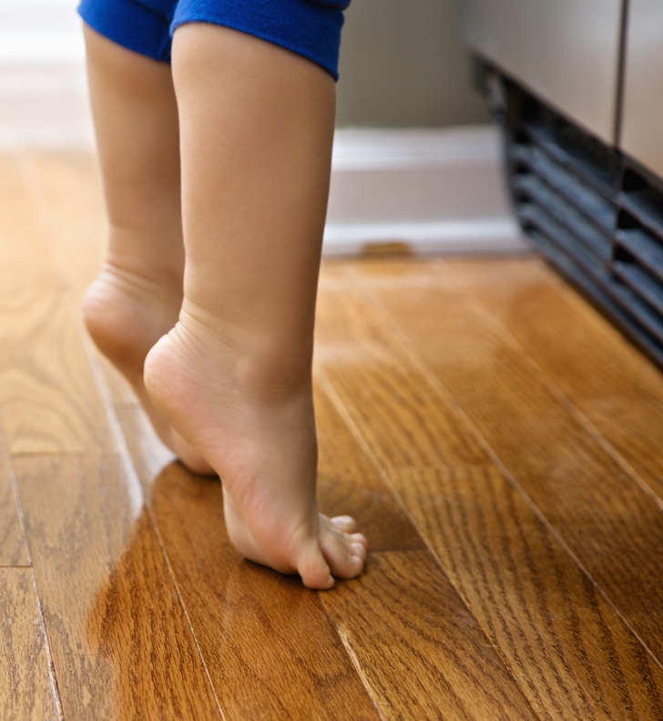A Study Shows We Shouldn’t Wear Shoes Inside the House
