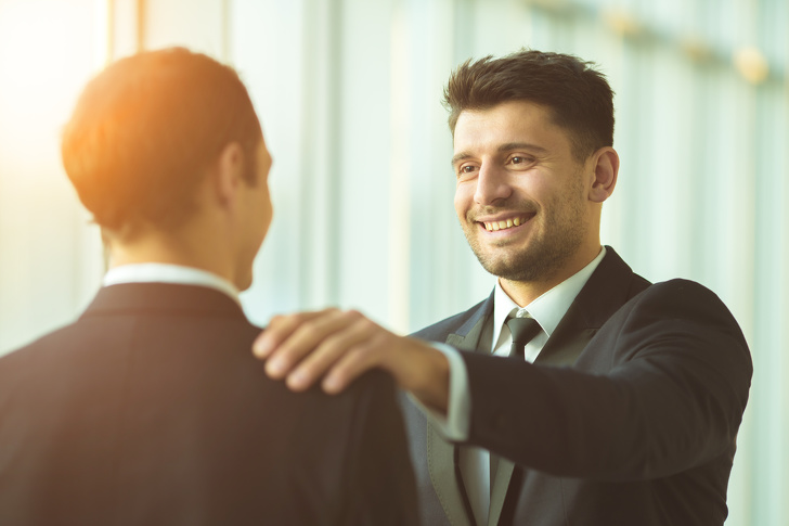 Expert Reveals 7 Ways to Make a Great First Impression