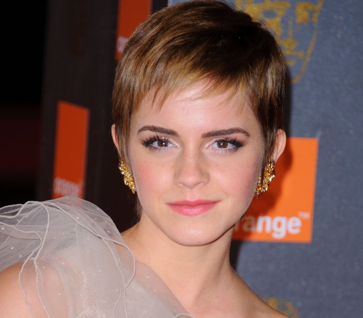Men Reveal 7 Reasons Why They Like Women With Short Hair