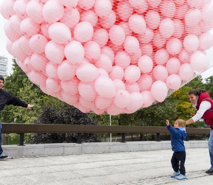 Why We Need to Finally Stop Releasing Balloons Into the Sky